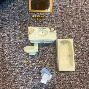 Vintage Scale 1:12 Miniature Bathroom made from jade